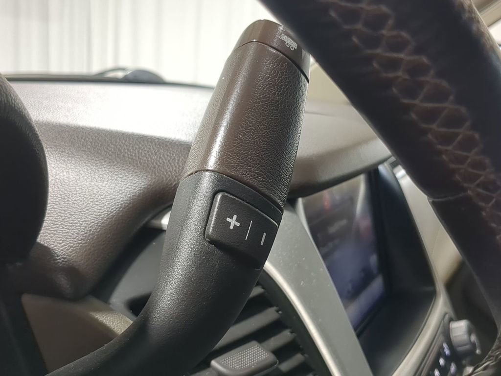 Thumbnail: 2015 GMC Yukon - 37