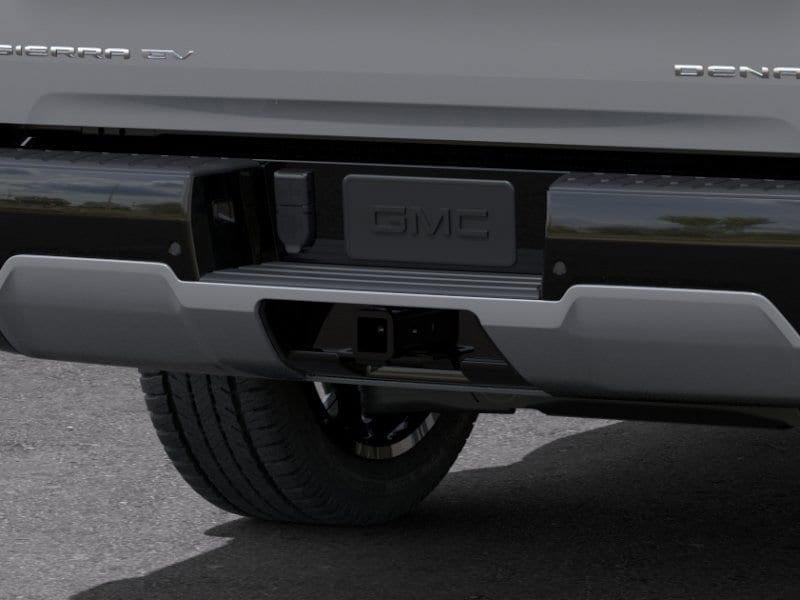2025 GMC Sierra EV Denali 14