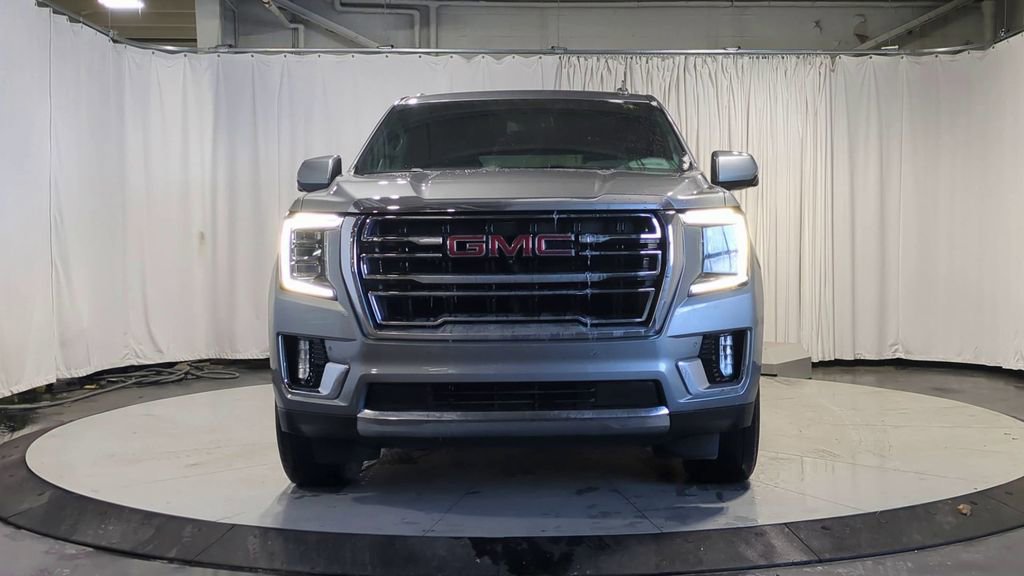 2023 Gmc Yukon SLT photo 3