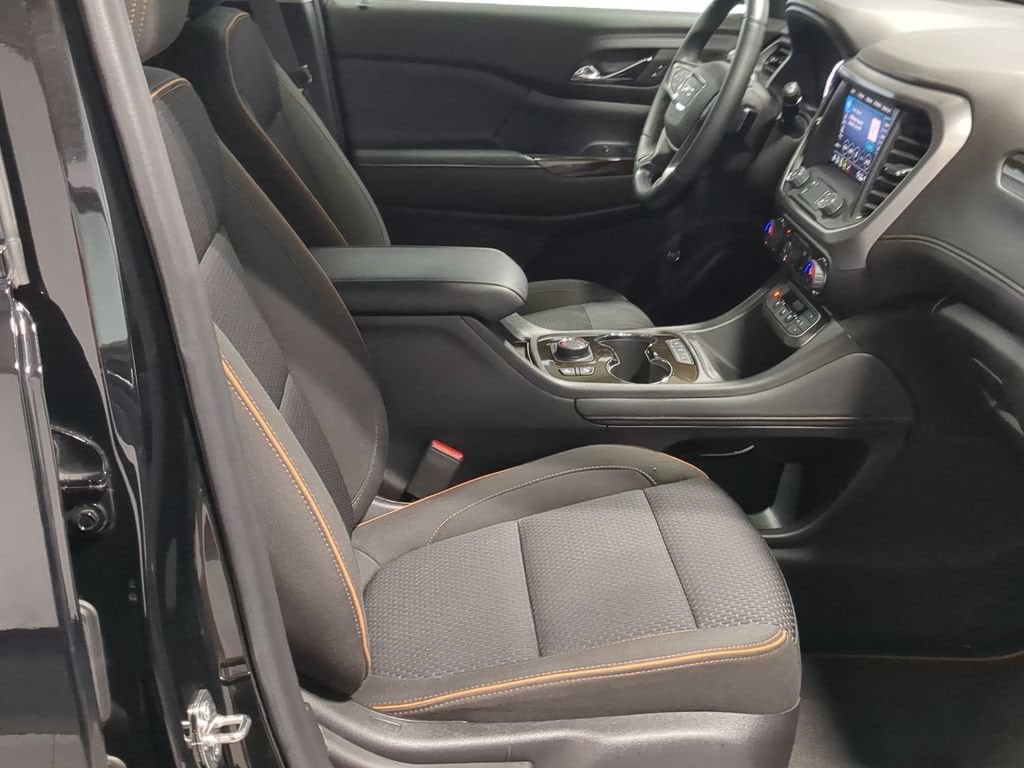 Thumbnail: 2023 GMC Acadia - 21