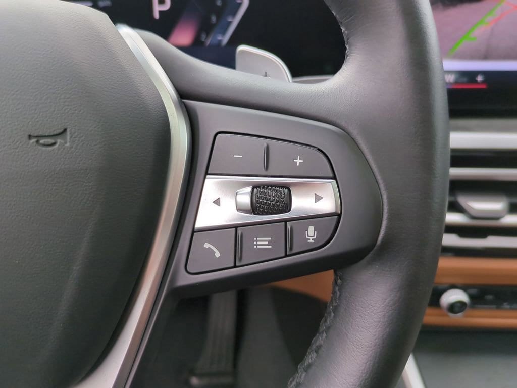 Thumbnail: 2024 BMW 3 Series - 29