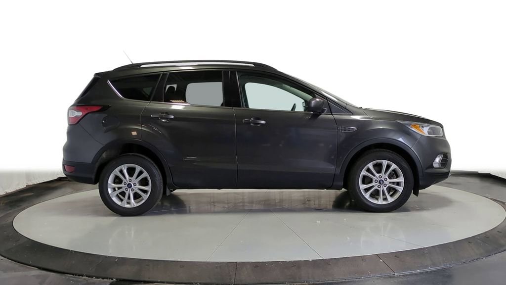 2018 Ford Escape SE 9