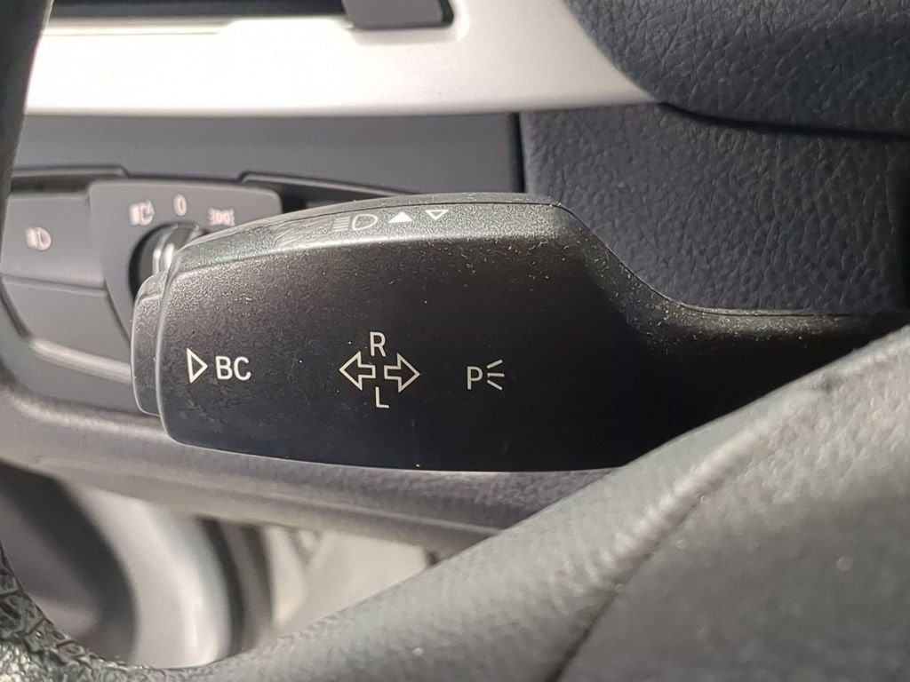 Thumbnail: 2013 BMW 3 Series - 34