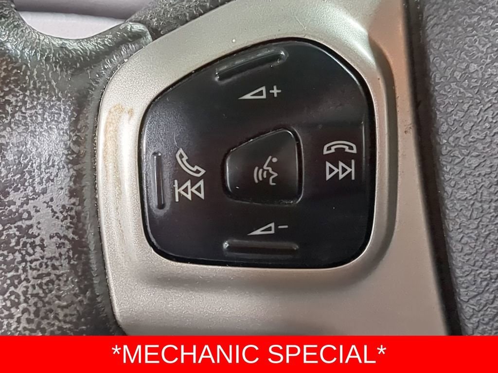 Thumbnail: 2013 Ford Fiesta - 31