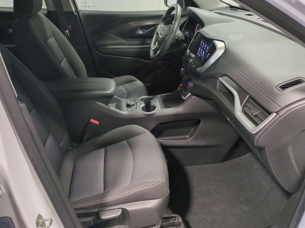 Thumbnail: 2022 GMC Terrain - 27