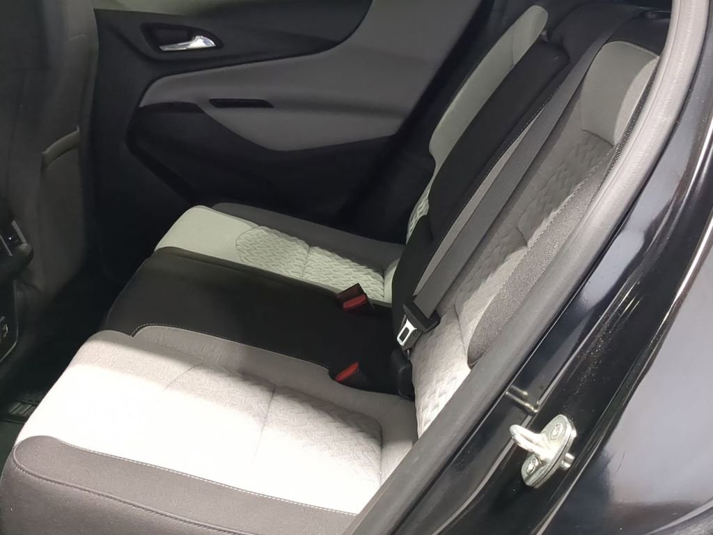 Thumbnail: 2022 Chevrolet Equinox - 32