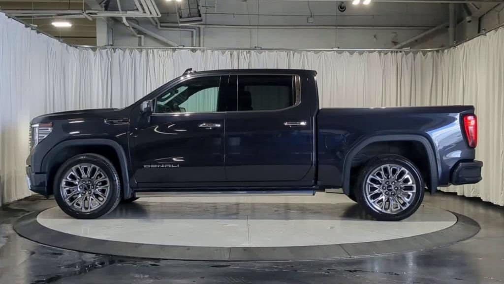 Thumbnail: 2023 GMC Sierra 1500 - 6
