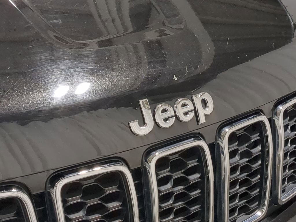 Thumbnail: 2020 Jeep Grand Cherokee - 23