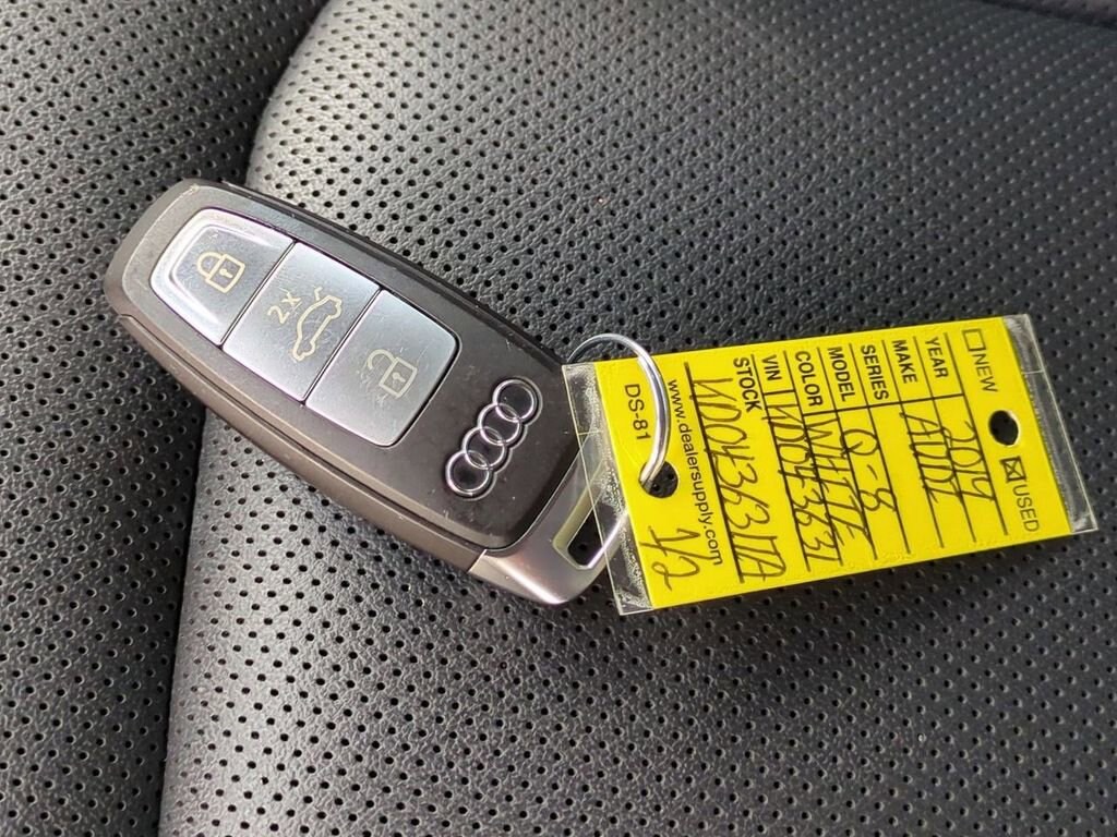 Thumbnail: 2019 Audi Q8 - 44