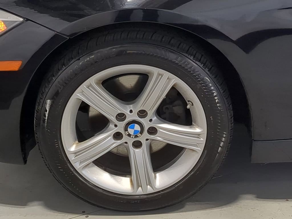 Thumbnail: 2014 BMW 3 Series - 17