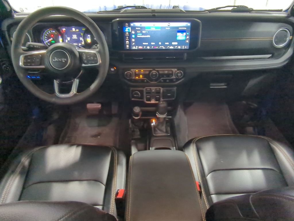 Thumbnail: 2024 Jeep Wrangler - 27