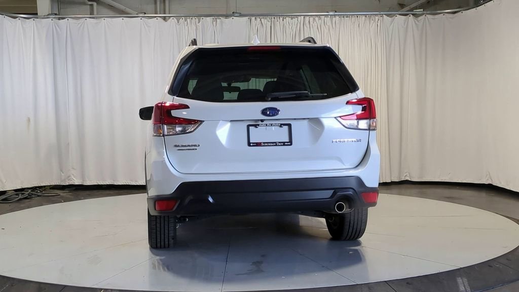 Thumbnail: 2022 Subaru Forester - 9