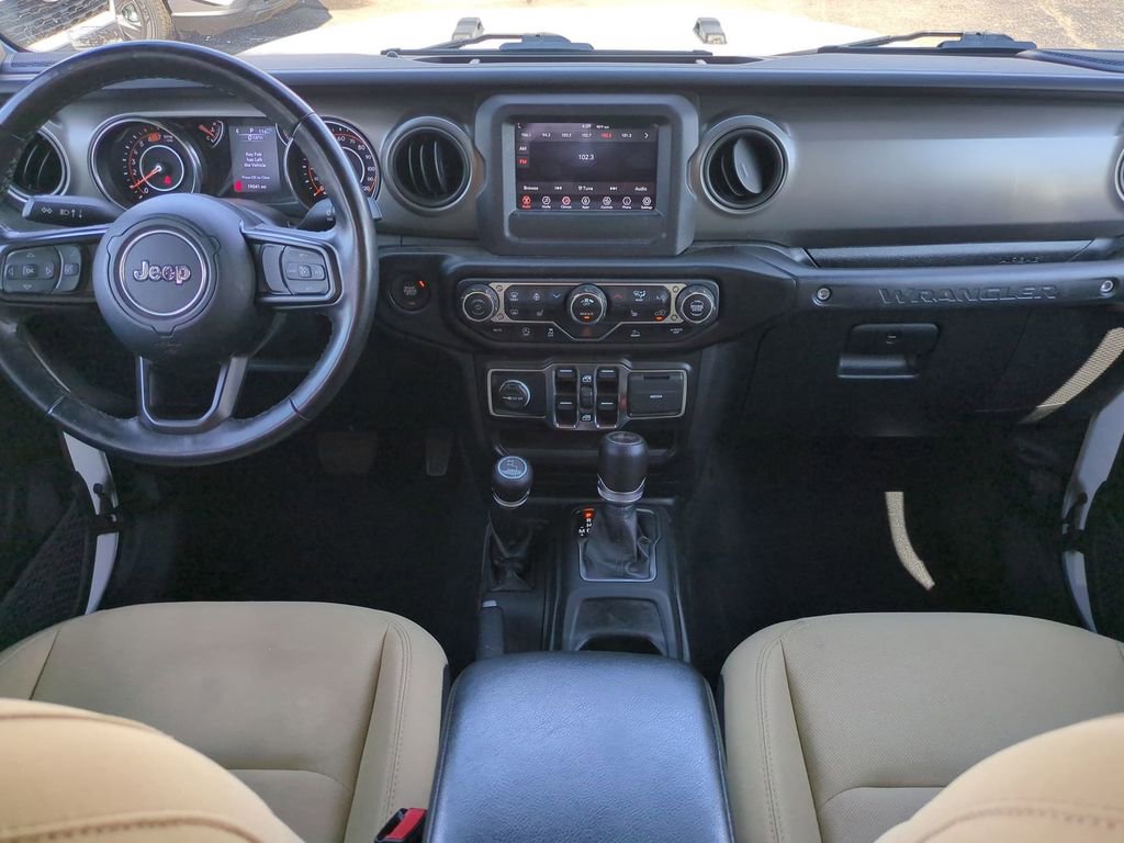 Thumbnail: 2022 Jeep Wrangler - 16