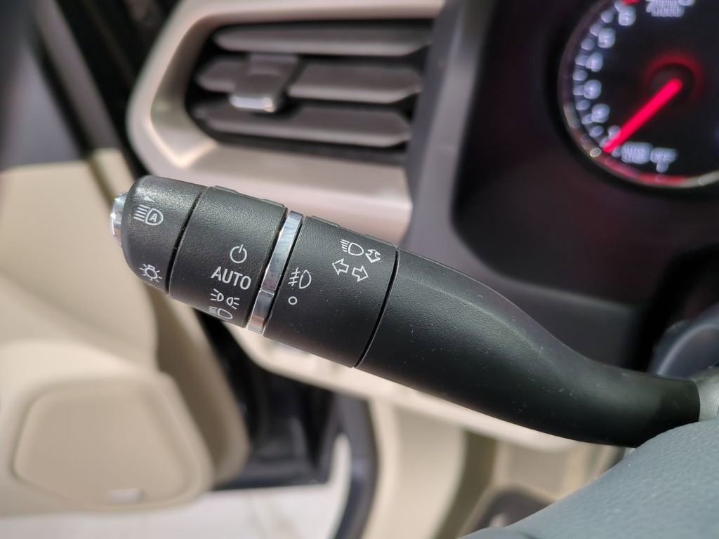Thumbnail: 2023 GMC Acadia - 26