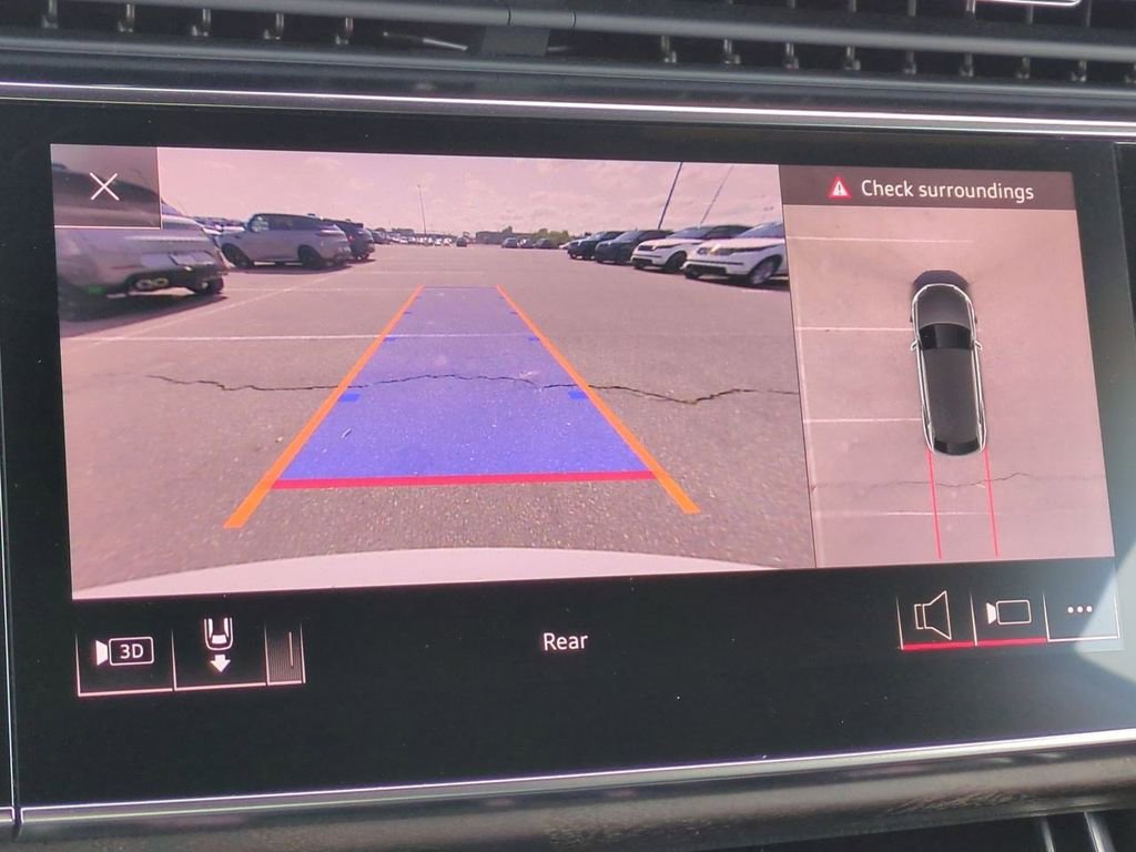 Thumbnail: 2019 Audi Q8 - 37