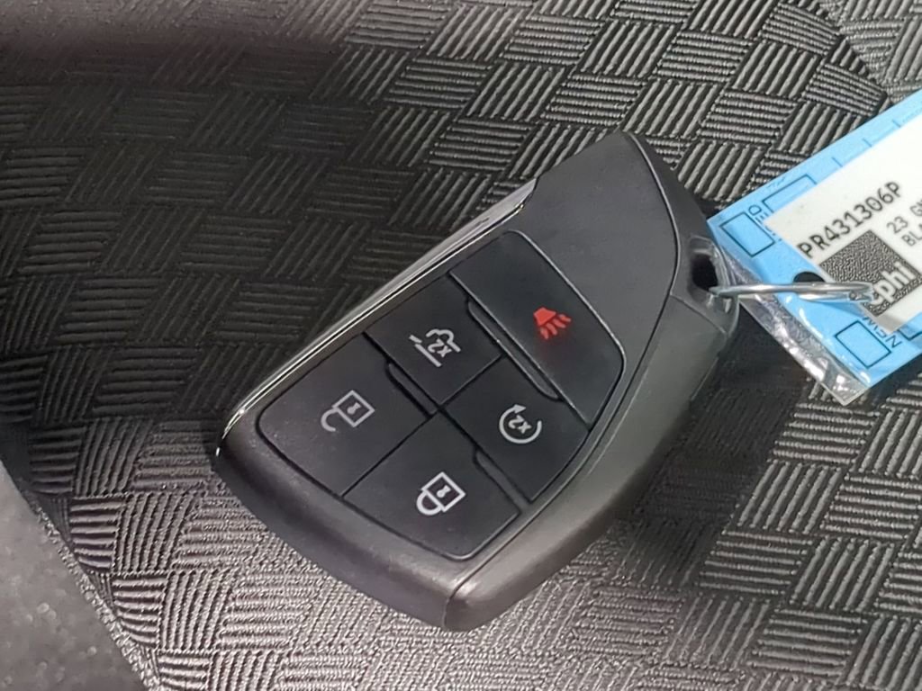 Thumbnail: 2023 GMC Yukon - 46