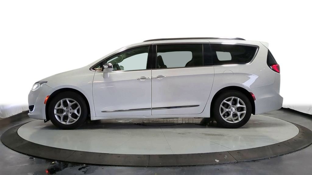 2020 Chrysler Pacifica Limited 5