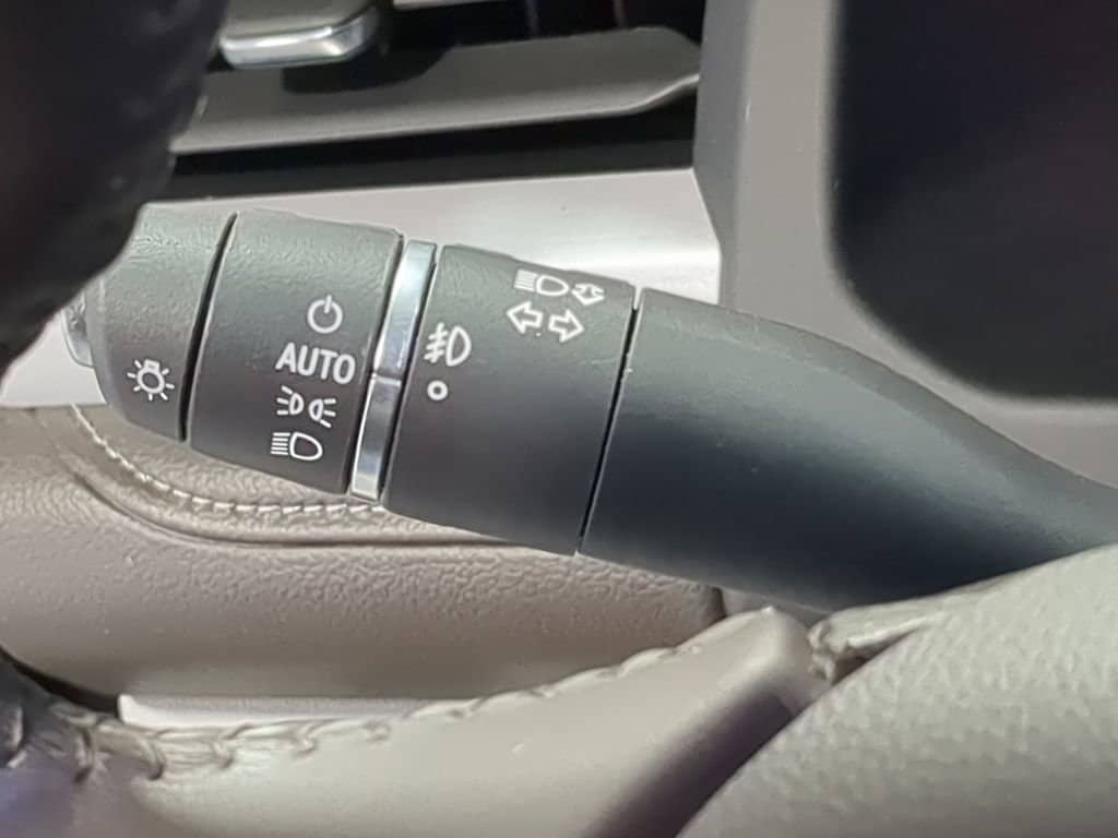 Thumbnail: 2019 GMC Acadia - 32