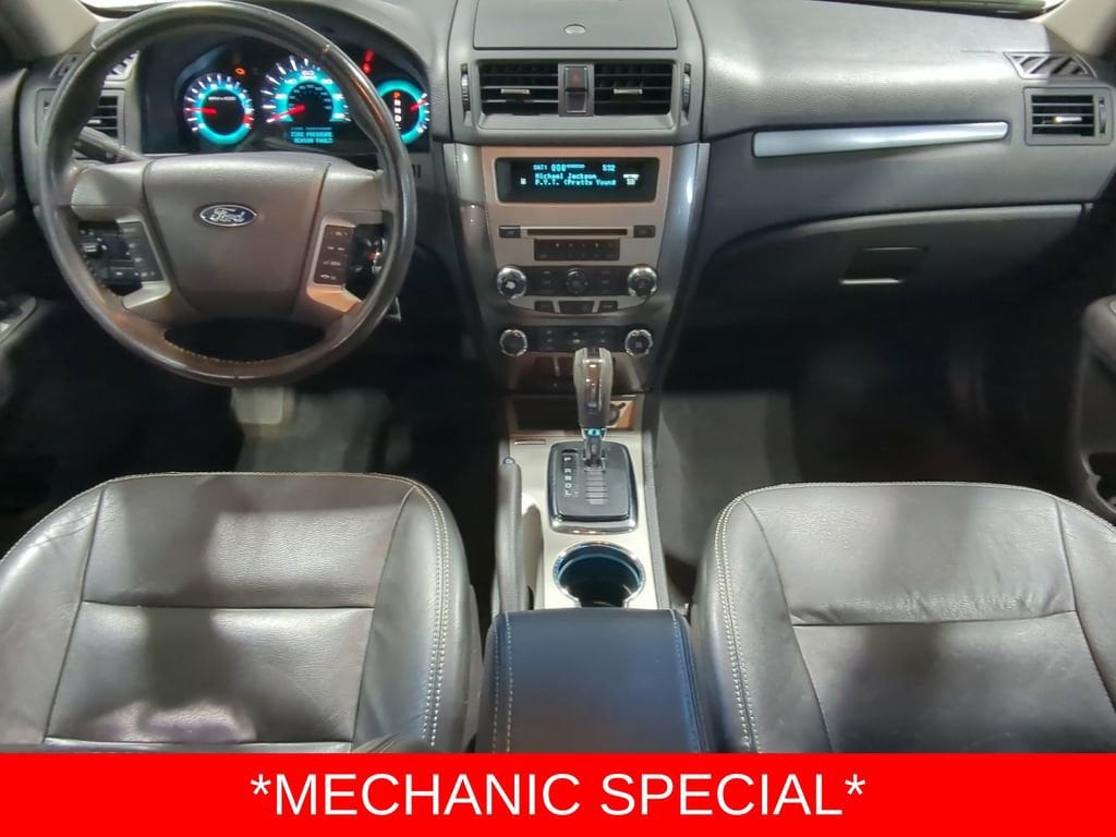 Thumbnail: 2010 Ford Fusion - 15