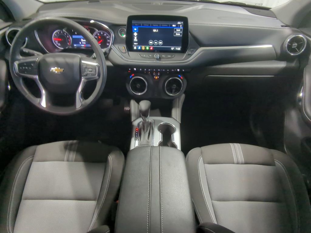 Thumbnail: 2025 Chevrolet Blazer - 26