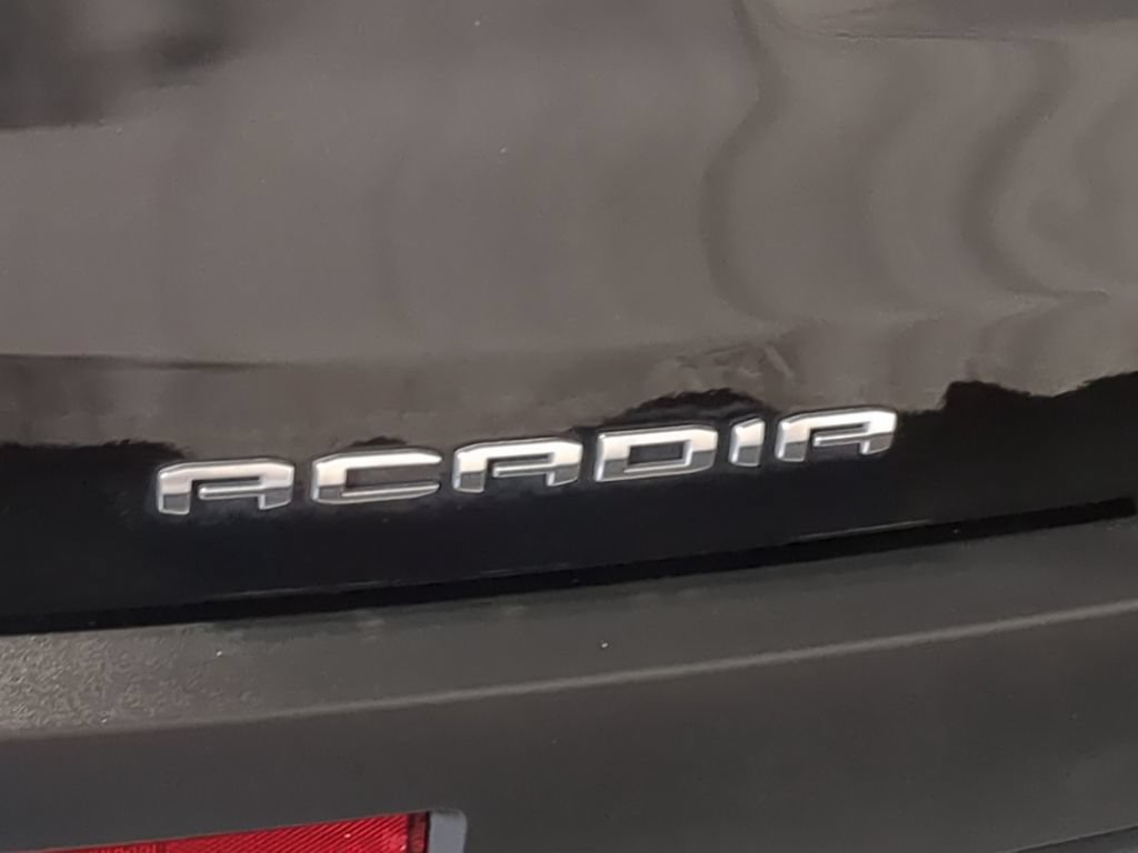 Thumbnail: 2023 GMC Acadia - 13