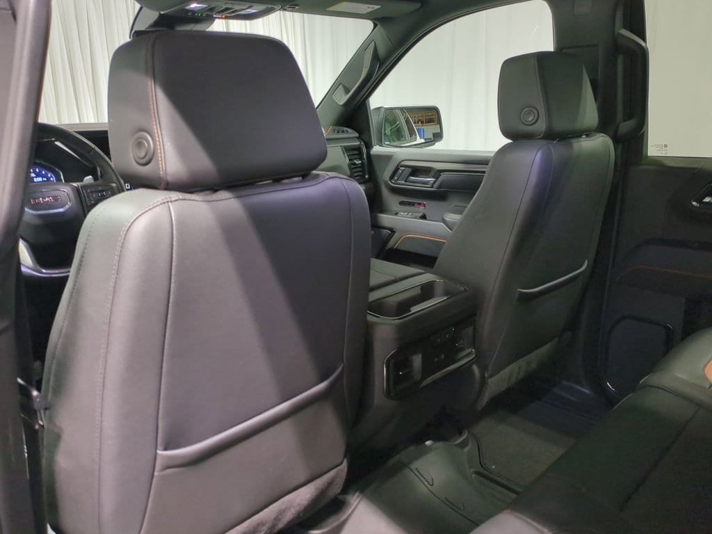 Thumbnail: 2023 GMC Sierra 1500 - 21