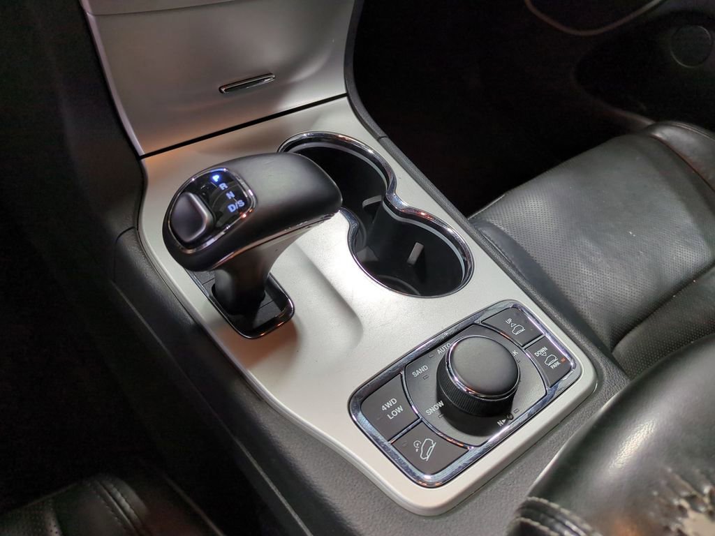 Thumbnail: 2015 Jeep Grand Cherokee - 35