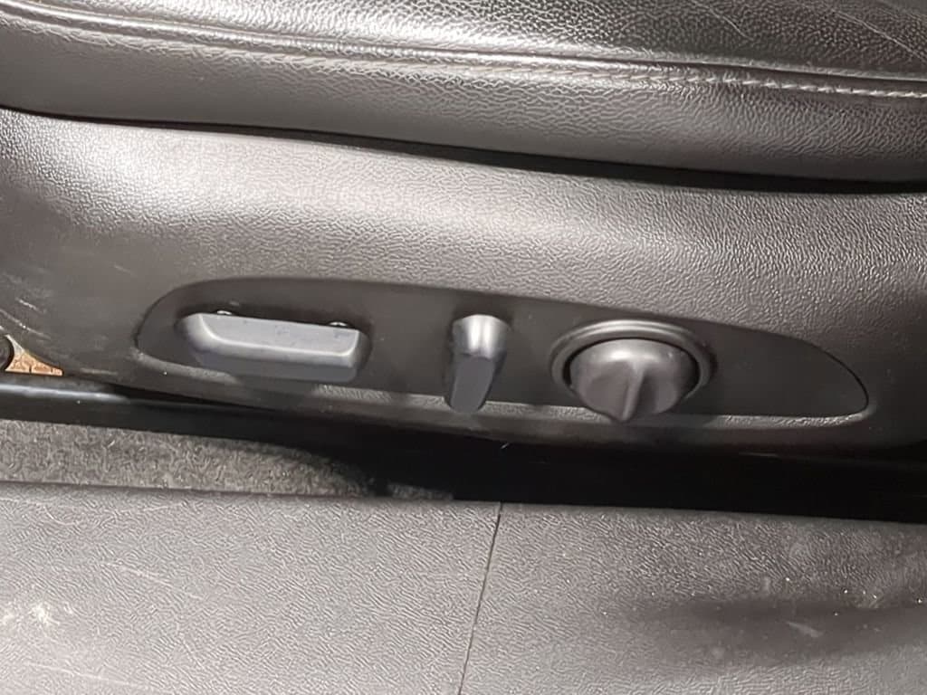 Thumbnail: 2018 Chevrolet Malibu - 21