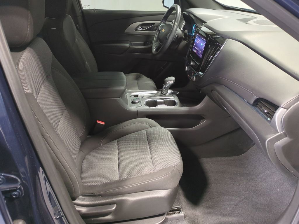 Thumbnail: 2022 Chevrolet Traverse - 27