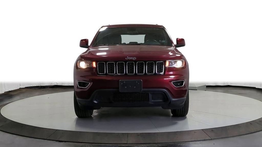 2018 Jeep Grand Cherokee Laredo 3