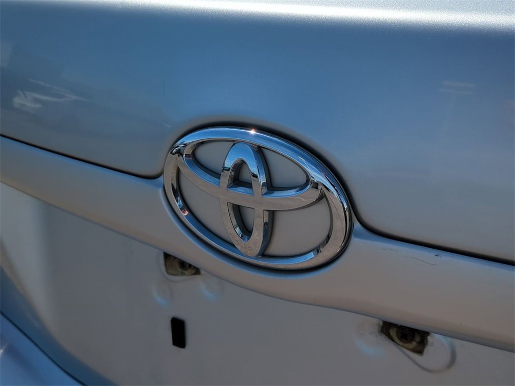2007 Toyota Camry  11