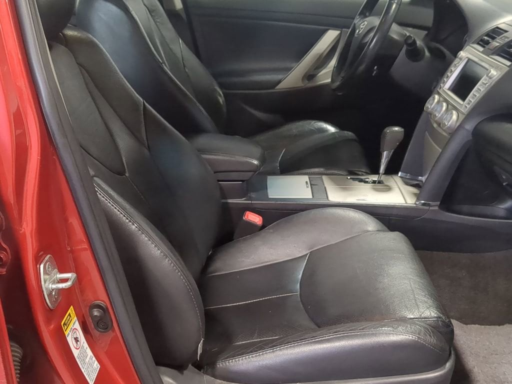 Thumbnail: 2011 Toyota Camry - 35