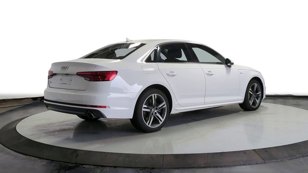 2017 Audi A4 Premium 10