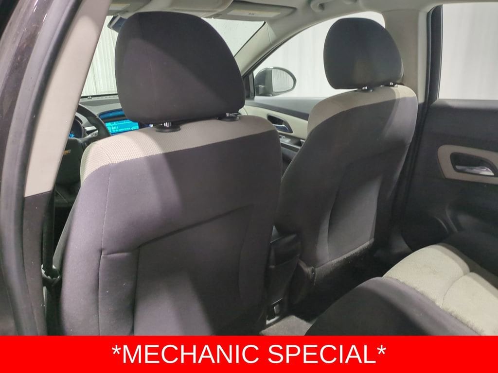 Thumbnail: 2014 Chevrolet Cruze - 17