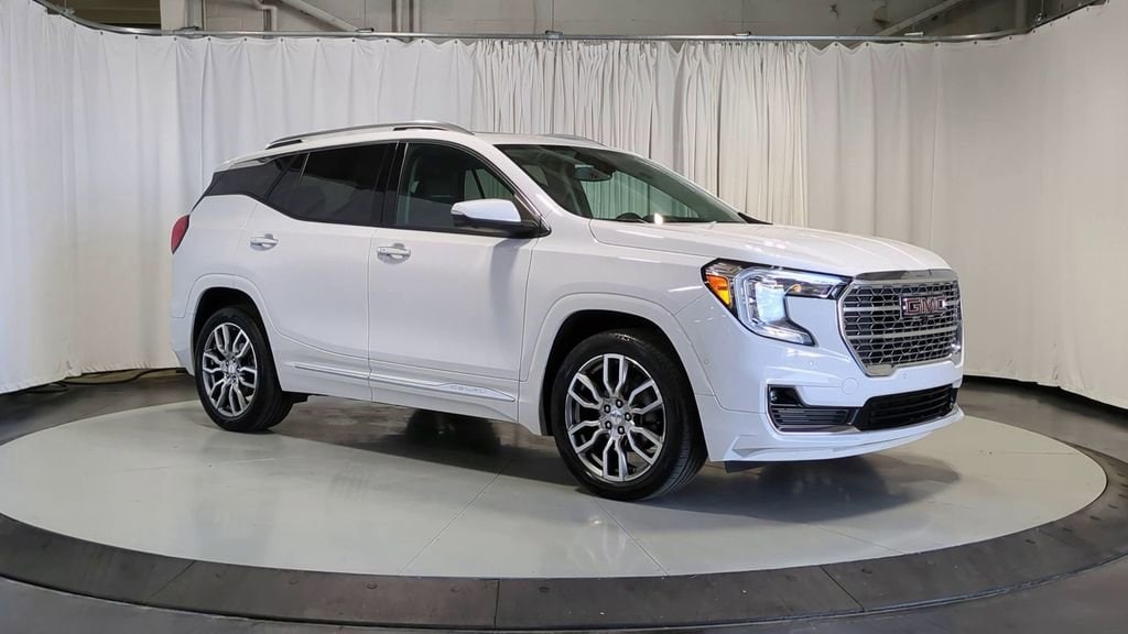 Thumbnail: 2022 GMC Terrain - 2