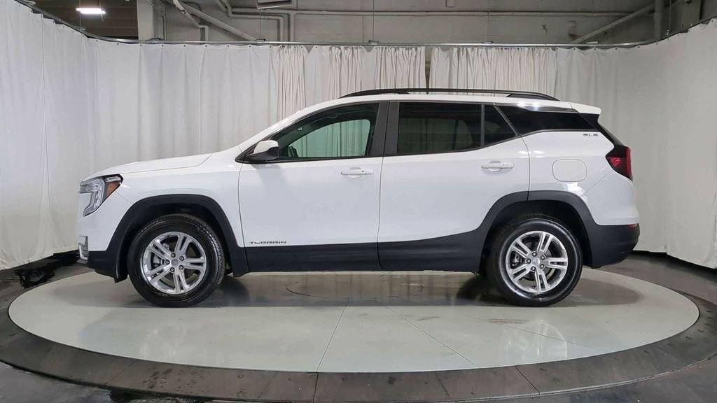 Thumbnail: 2022 GMC Terrain - 5