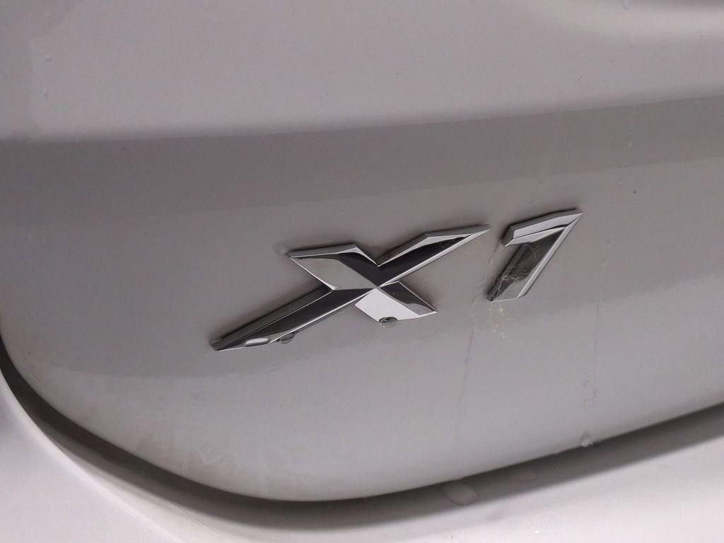 Thumbnail: 2021 BMW X1 - 16