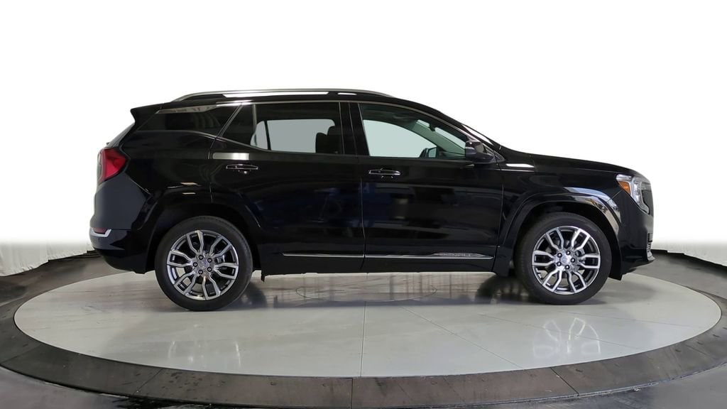 Thumbnail: 2022 GMC Terrain - 9
