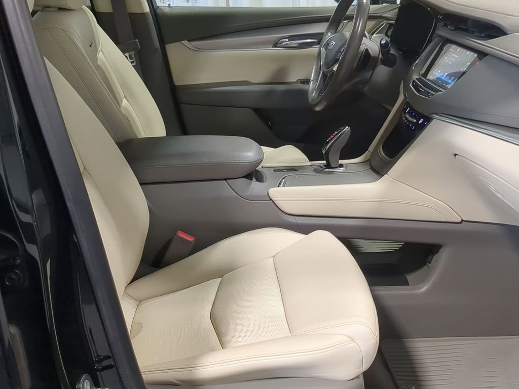 Thumbnail: 2018 Cadillac XT5 - 35