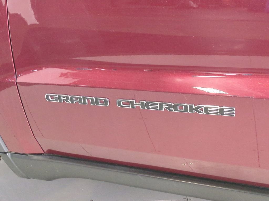 2018 Jeep Grand Cherokee Laredo 15