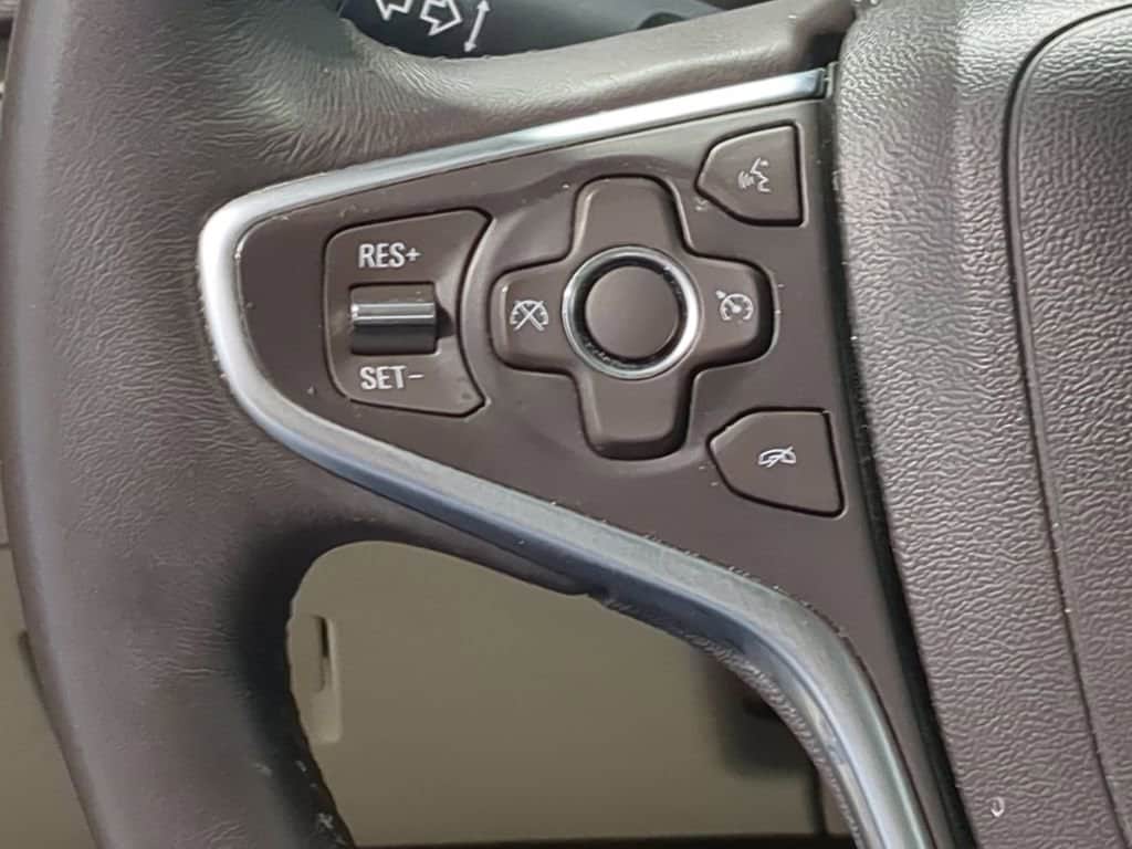 Thumbnail: 2016 Buick Regal - 29