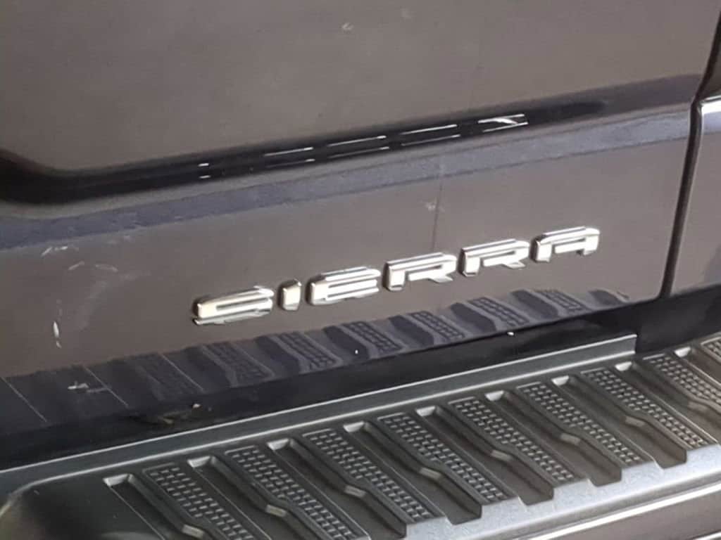 Thumbnail: 2023 GMC Sierra 1500 - 20