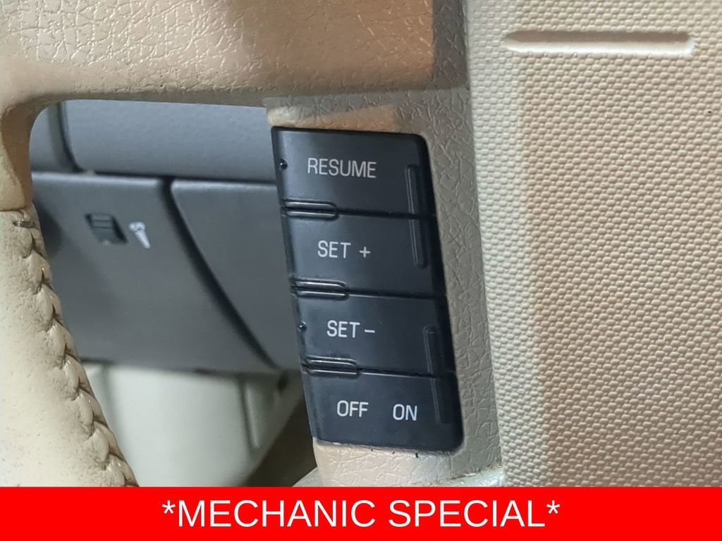 Thumbnail: 2009 Ford Edge - 23