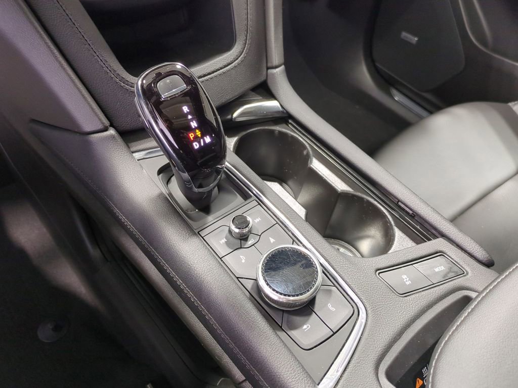 Thumbnail: 2023 Cadillac XT5 - 30