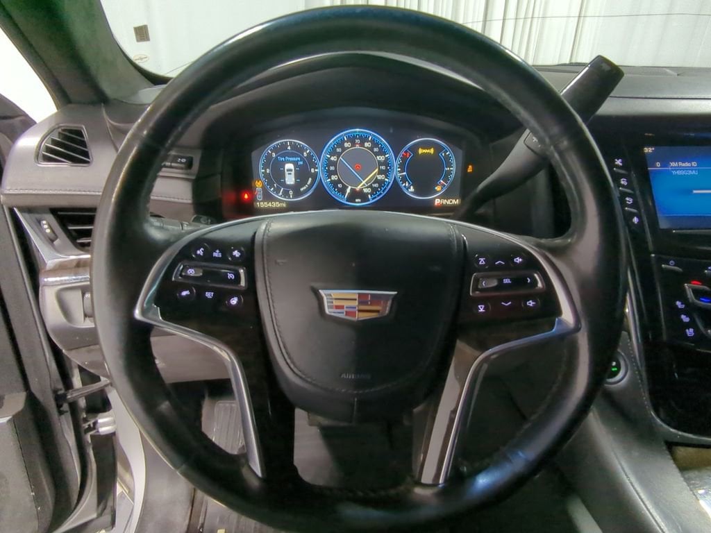 Thumbnail: 2015 Cadillac Escalade - 39