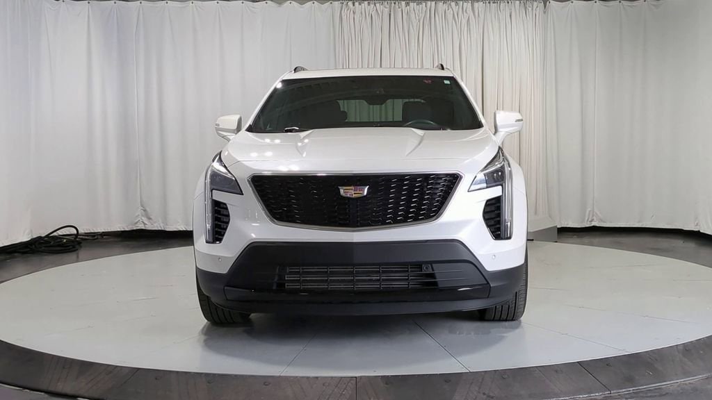 Thumbnail: 2023 Cadillac XT4 - 3