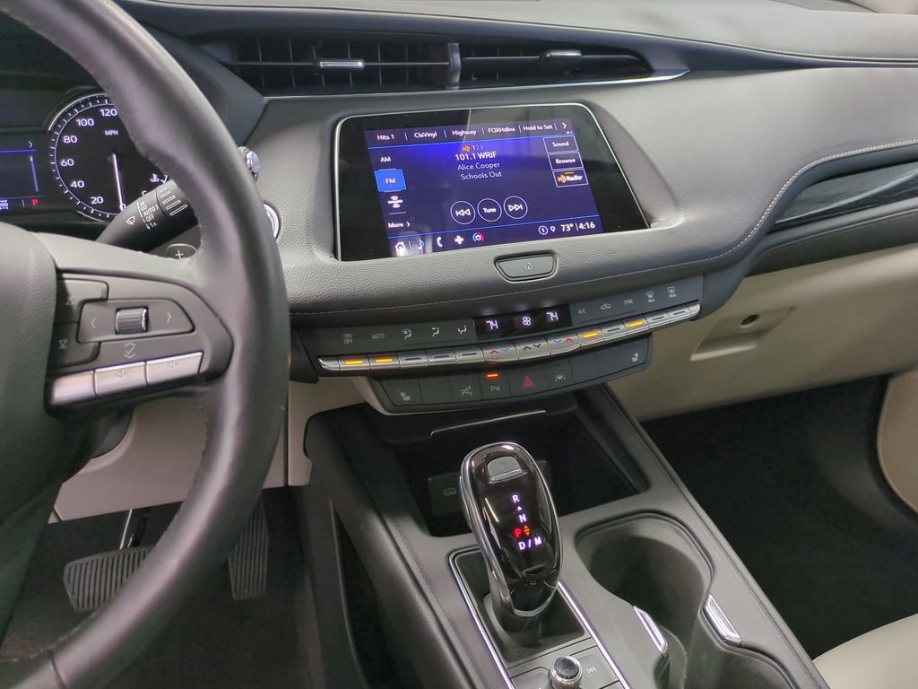 2022 Cadillac XT4 Premium Luxury 33