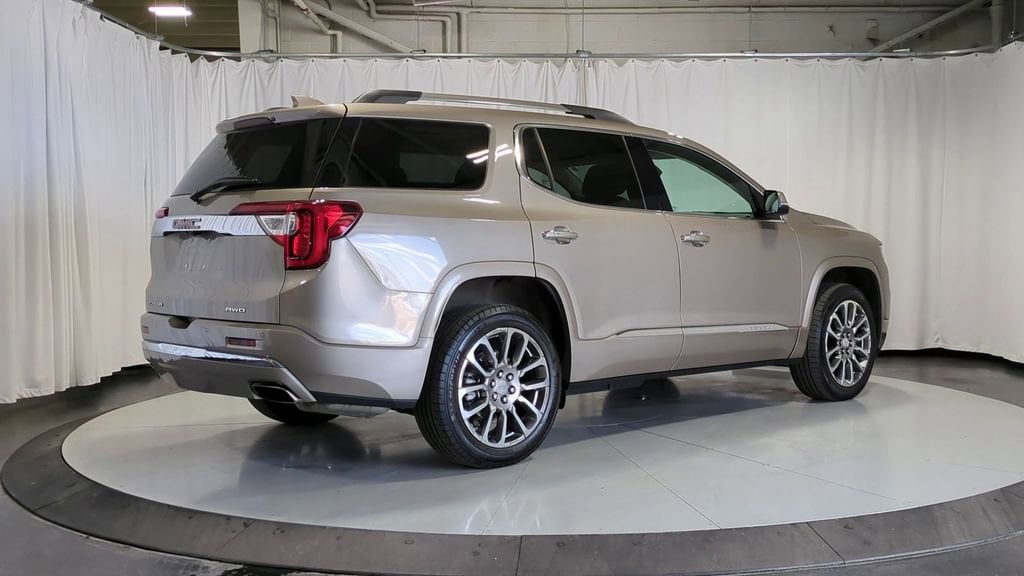 Thumbnail: 2022 GMC Acadia - 8