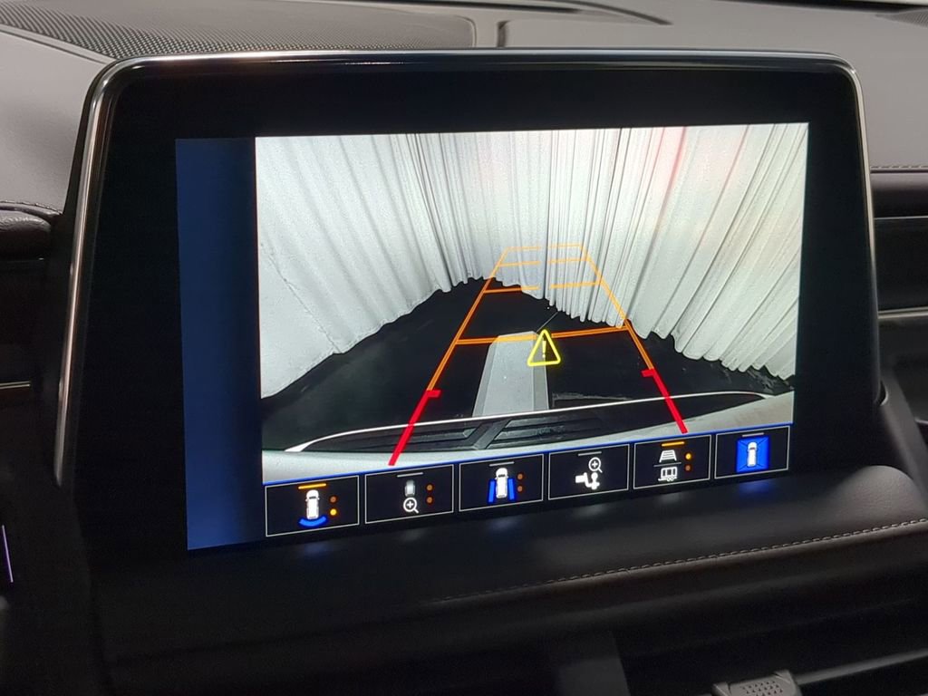 Thumbnail: 2023 Chevrolet Tahoe - 45