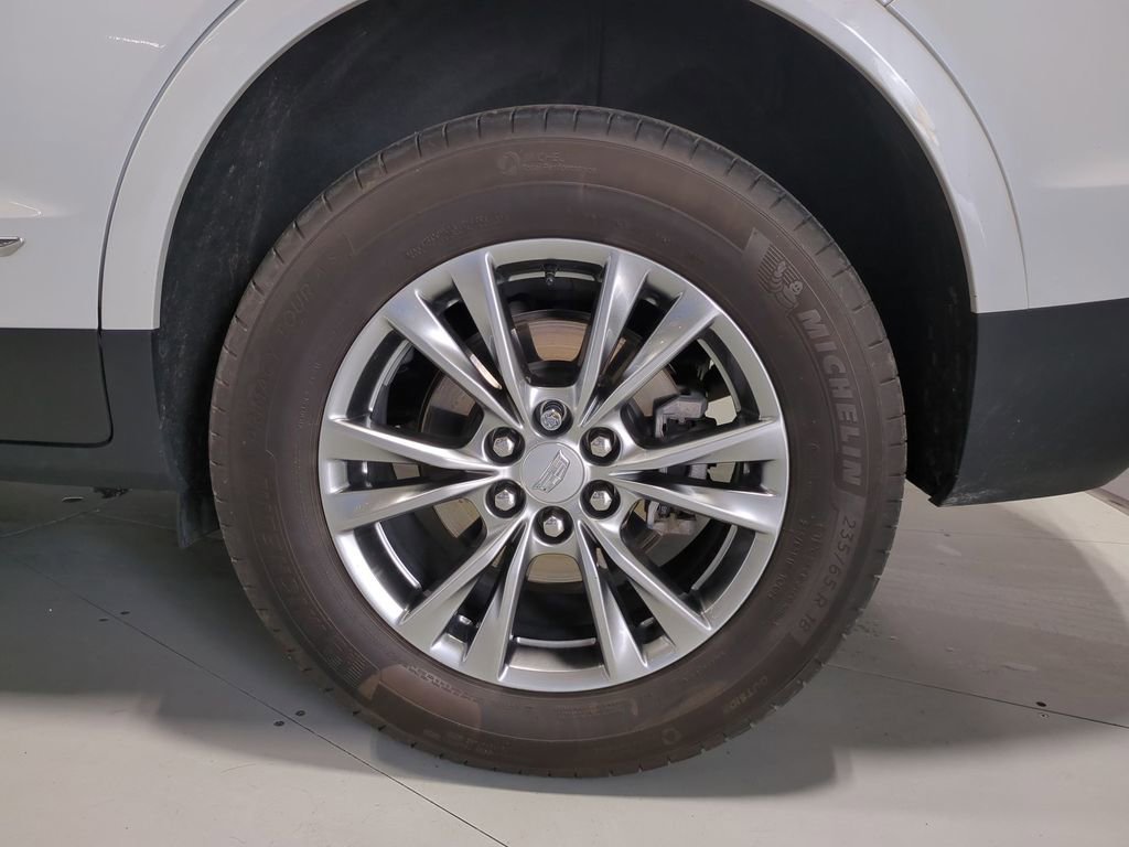 Thumbnail: 2023 Cadillac XT5 - 13